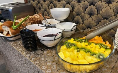 ¿Qué incluye el desayuno buffet de Pepe’s House Cuenca?